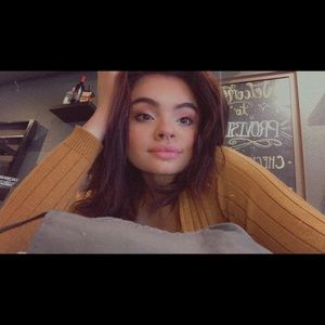 Meet your Posher, Jenasie